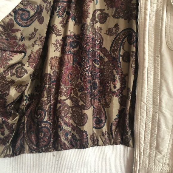 White leather like jacket. - Picture 3 of 5